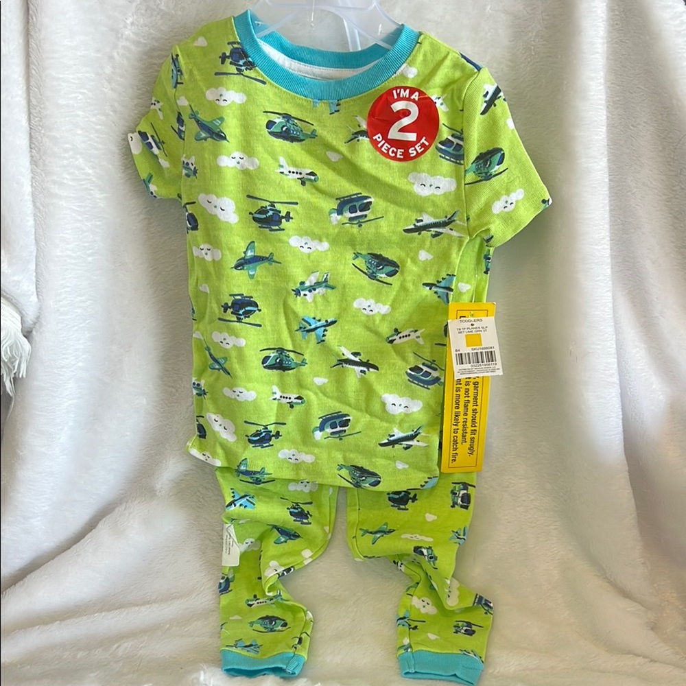 Green Airplane Print Pajama Set